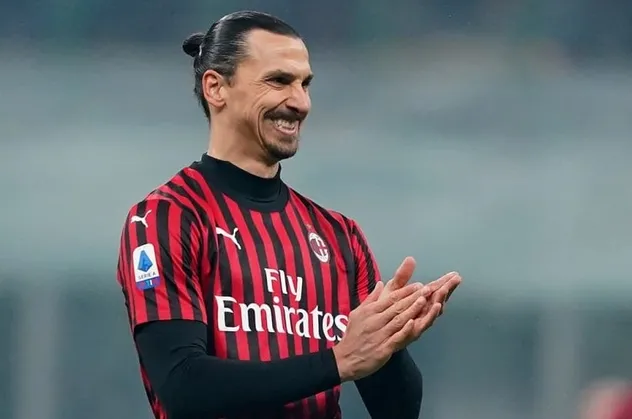 Zlatan İbrahimovic yine yaptı yapacağını! 'Koronavirüs Zlatan'a gelmezse, Zlatan virüse gider' demişti...