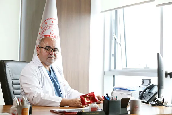 ankara-sehir-hastanesine-koronavirus-suphesiyle-basvuranlarin-orani-4te-1e-dustu-1602496374964.jpg Ankara Şehir Hastanesi'ne koronavirüs şüphesiyle başvuranların oranı 4'te 1'e düştü-4