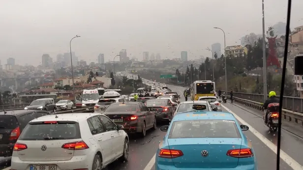 Son dakika: İstanbul'da yağış nedeniyle trafik yoğunluğu oluştu! İstanbul anlık yol durumu-3