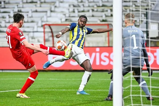 avrupada-fenerin-gecesi-antwerp-0-3-fenerbahce-mac-sonucu-1636064362182.jpeg