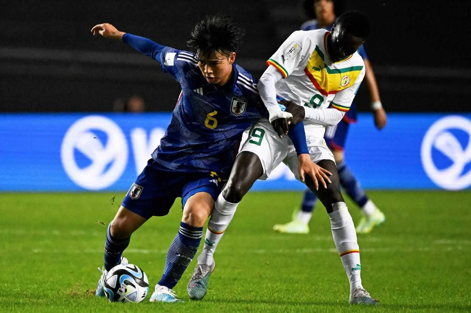 Trabzonspor genç yıldızın transferini bitirdi! 3'lü taarruz başladı - 16