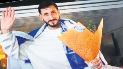 antalyasporun-israilli-futbolcusu-jehezkel-turkiyeden-sinir-disi-edildi-futbolcu-musveddesi-tel-avive-dondu-1705452933802.jpeg Antalyaspor'un İsrailli futbolcusu Jehezkel Türkiye'den sınır dışı edildi! Tel Aviv’e döndü-3