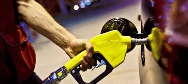 Araç sahipleri dikkat! Benzine büyük indirim geliyor