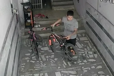 Girdiği apartmanlardan 6 bisiklet çaldı