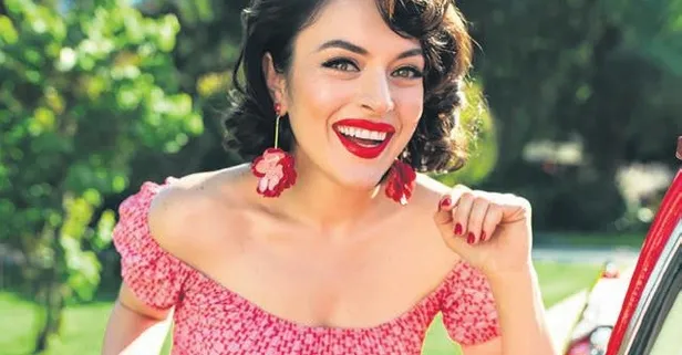 Jason Statham’ın Türkiye’ye geleceği haberi kuşkusuz en çok Ezgi Mola’yı heyecanlandırdı