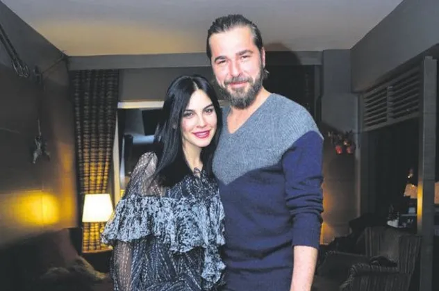 Neslişah Alkoçlar ile Engin Altan Düzyatan, oğulları  Emir Aras'ın yeni yaşını kutladı