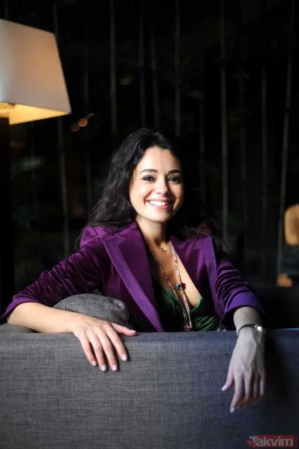 Özgü Namal’ın gözlerden uzak büyüttüğü kızı Elem Su’nun son hali ortaya çıktı: Annesinin kopyası! - 7