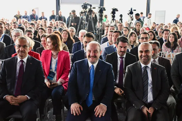 Sağlıkta devrim yaratacak: TÜBİTAK Aşı ve İlaç Geliştirme Kampüsü açıldı-13