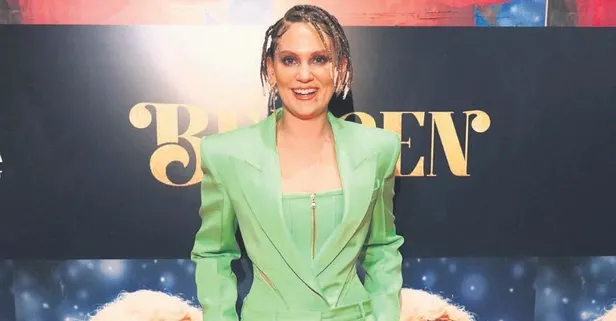 Farah Zeynep Abdullah ile Hazal Kaya eleştirilerin hedefinde! "En azından ütü yapsaydınız"