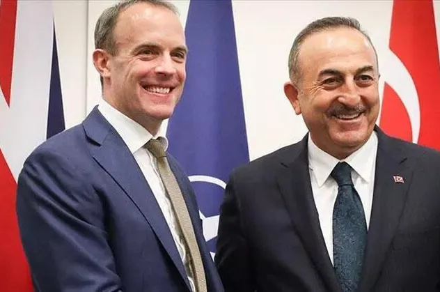 Dışişleri Bakanı Mevlüt Çavuşoğlu İngiliz mevkidaşıyla görüştü