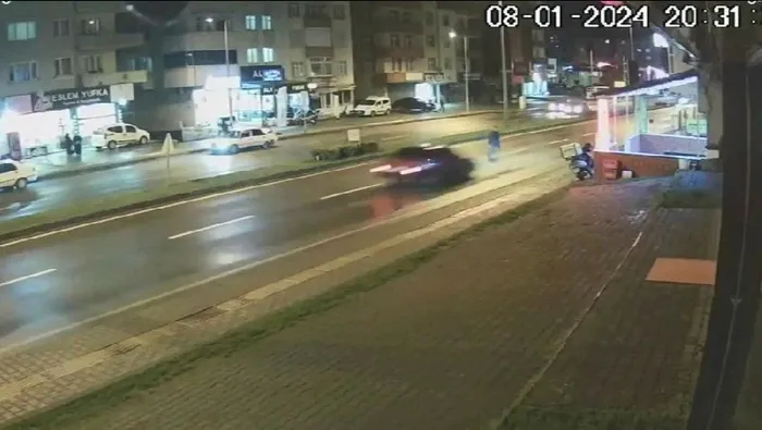 zonguldakta-feci-kaza-o-anlar-kamerada-1704798134052.jpeg