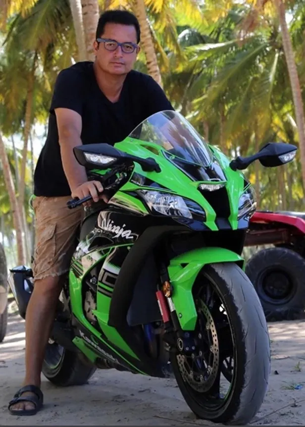 acun-ilicaliya-ne-oldu-son-dakika-acun-ilicali-motor-kazasindan-sag-kurtuldu-acun-ilicalinin-saglik-durumu-nas-1663603487942.jpeg Acun Ilıcalı'nın sağlık durumu nasıl? Acun Ilıcalı'ya ne oldu? Son dakika Acun Ilıcalı motor kazasından sağ kurtuldu!-3