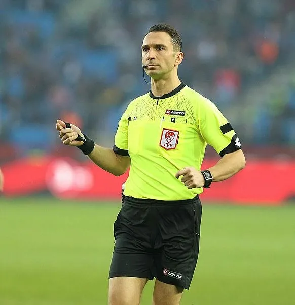 super-lige-abdulkadir-bitigen-ayari-4-buyuklerin-25-puanini-gasp-etti-trabzonsporu-katletti-1593477123931.jpeg Süper Lig’e Abdulkadir Bitigen ayarı: 4 büyüklerin 25 puanını gasp etti, Trabzonspor’u katletti!-1