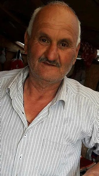 Kan donduran olay! Kendisini sözlü taciz eden kişiyi baltayla öldürüp, kolonya ile varilde yaktı-1
