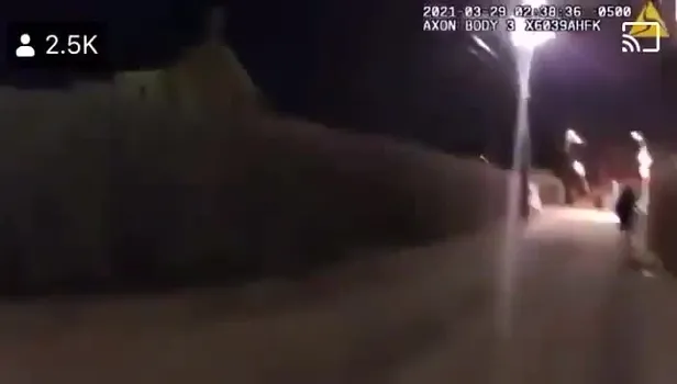 SON DAKİKA: ABD'de polis 13 yaşındaki çocuğu öldürdü! Görüntüler polis kamerasında