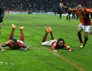 Galatasaray Juve'yi yıktı Twitter da yıkıldı