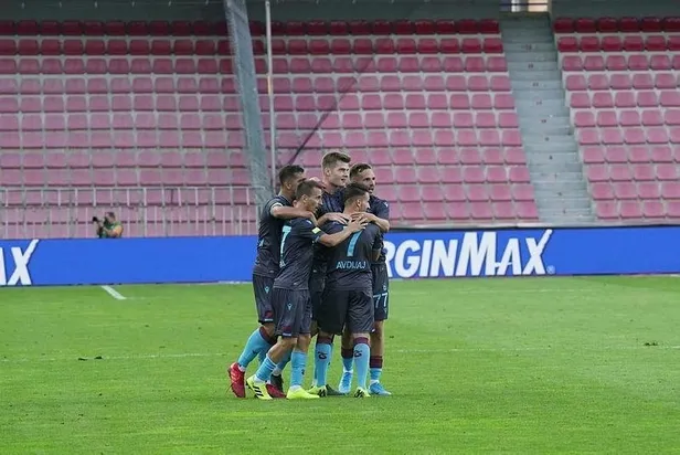Sparta Prag 2-2 Trabzonspor | MAÇ SONUCU-2