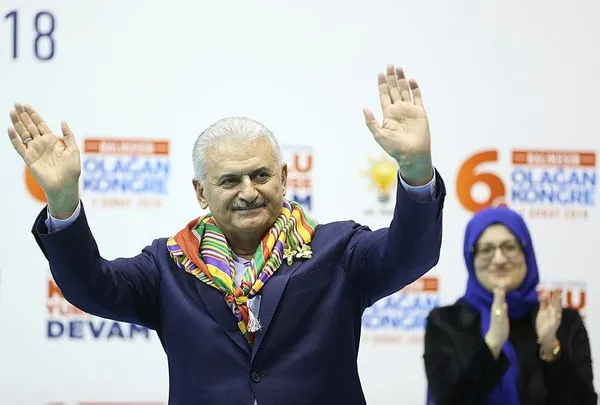 Başbakan: 'PYD'nin zulmünü görmezden geliyorlar'-1