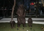 CHPde heykel yarışı sürüyor! CHPli Bilecik Belediyesi ayı heykeli yaptı