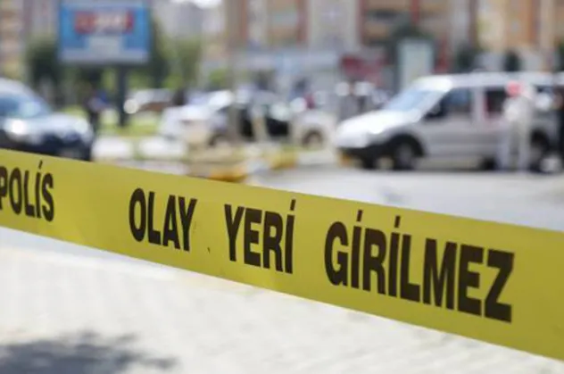 İzmir'de iş yerine silahlı saldırı: 4 yaralı