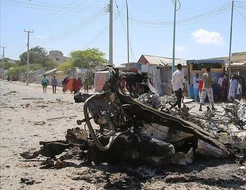 Somali’de askeri üsse saldırı