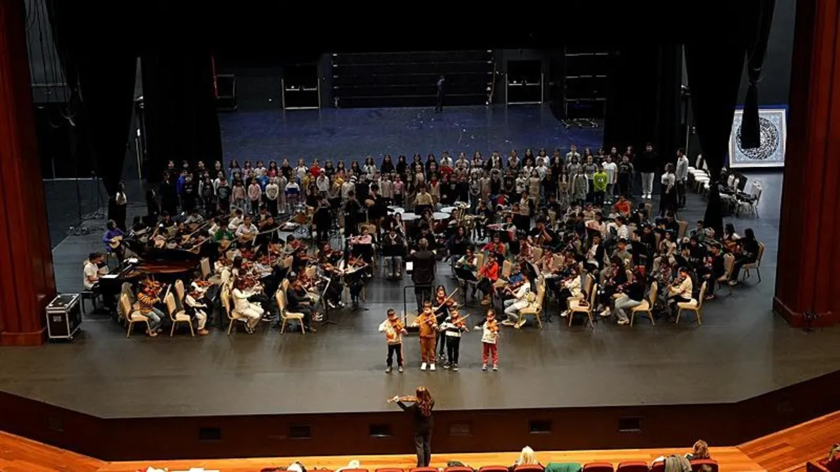 Cumhurbaşkanlığı Çocuk Orkestrası ve Korosu 23 Nisan'daki ilk konserine hazırlanıyor!
