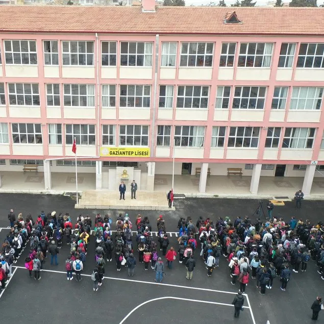 35 gün aradan sonra ders zili çaldı