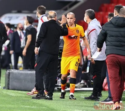 Galatasaray’da Feghouli krizi! Trabzonspor maçının devre arasında soyunma odası karıştı
