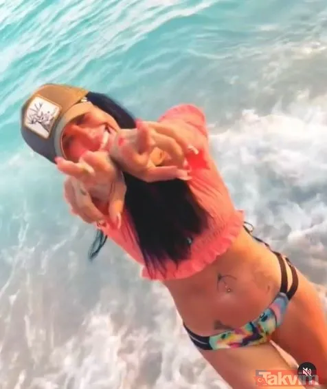 Arka Sıradakiler'in Özge'si Sevda Dalgıç kaslı vücuduyla şov yaptı! Bikinisi ile peş peşe paylaştı son hali dikkat çekti - 9