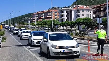 Muğla Marmaris’te bayram yoğunluğu: Bir günde 17 bin araç giriş yaptı