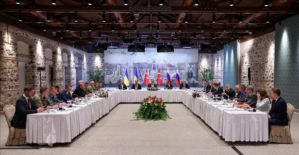 Türkiye'de masa 3. kez kuruluyor! Rusya ve Ukrayna İstanbul'da masaya oturacak: Tarih belli oldu | Ateşkes kararı çıkacak mı?