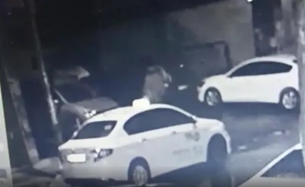 Gaziosmanpaşa'da TÜGVA binasına bombalı saldırıyı düzenleyen çarşaflı kim?-3