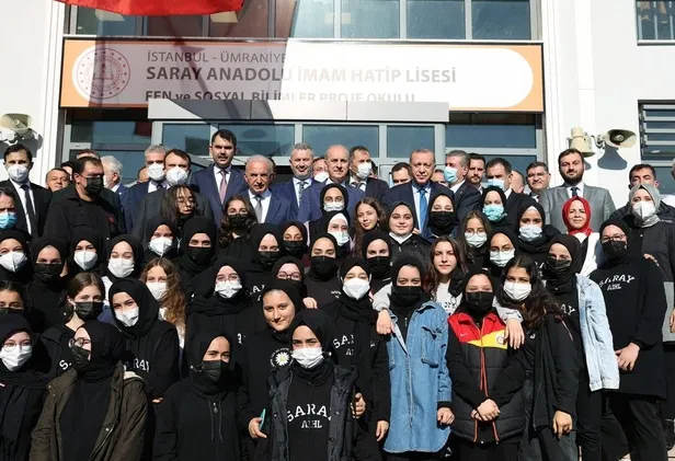 Başkan Erdoğan Ümraniye Millet Bahçesi'nde gençlerle basketbol oynadı-6