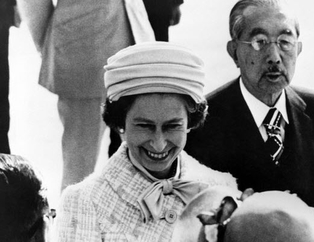İngilere Kraliçesi Elizabeth'in hakkında merak edilen o gerçek ortaya çıktı! Kraliçe Elizabeth'in sırrı...