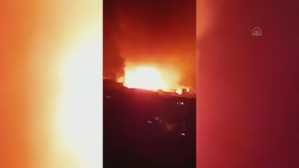 son-dakika-lubnanin-guneyindeki-filistin-multeci-kampinda-buyuk-patlama-1639168276027.jpeg Son dakika: Lübnan'ın güneyindeki Filistin mülteci kampında büyük patlama-6