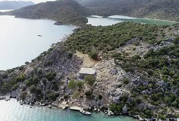 İngiliz Cloudya Jamey Hankes’in Kekova’daki kaçak villası yine gündemde! Danıştay noktayı koydu: Yıkılacak