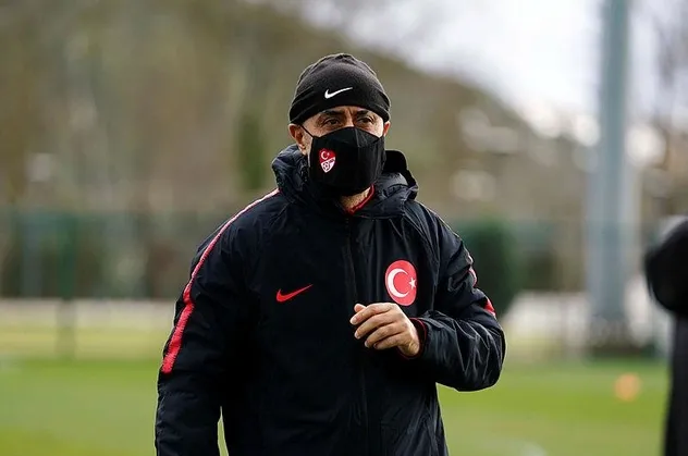 Ümit Milli Futbol Takımı Teknik Direktörü Tolunay Kafkas: İddialıyız ve gruptan çıkmak istiyoruz