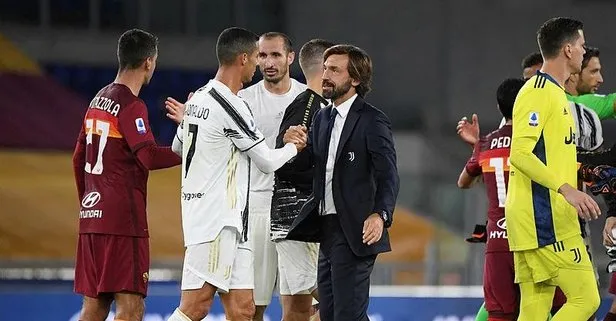 Roma iki kez öne geçtiği maçta Juventus’la 2-2 berabere kaldı