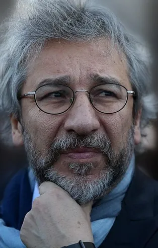 Erdoğan düşmanlığı ne akıl ne mantık bıraktı! FETÖ firarisi Can Dündar'dan akılalmaz "Oğuzhan Asiltürk" paylaşımı