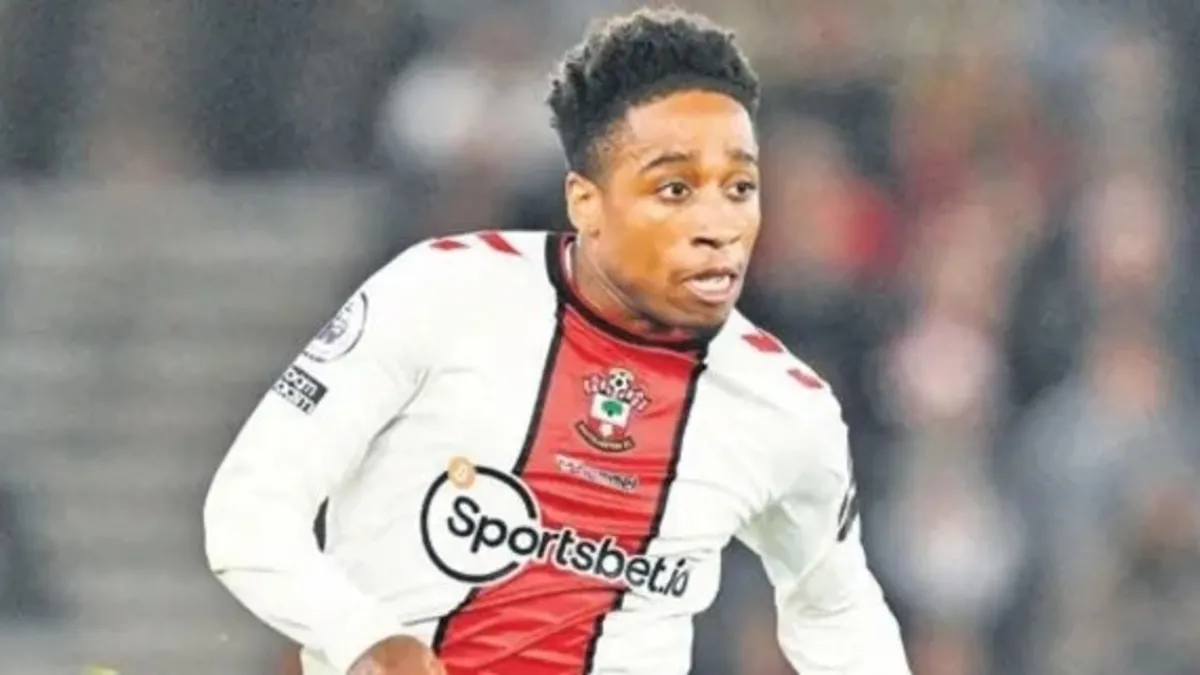 Beşiktaş Kyle Walker-Peters'ı KAP'a bildirdi