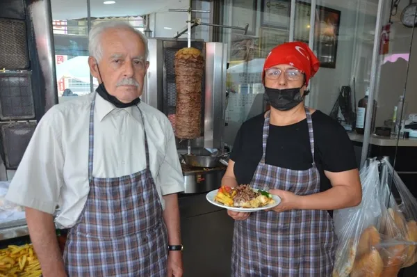 babasindan-ogrendi-ayse-keskin-38-yildir-ascilik-yapiyor-1633587013263.jpg Babasından öğrendi! Ayşe Keskin 38 yıldır aşçılık yapıyor-3