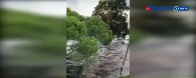 İzmir Seferihisarda meydana gelen 6,6 büyüklüğündeki deprem sonrası tsunami de oluştu