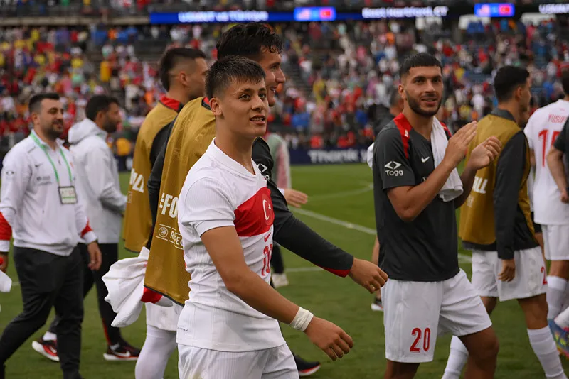 Vincenzo Montella'dan orta saha kararı! Meksika maçının ilk 11'i netleşti - 1