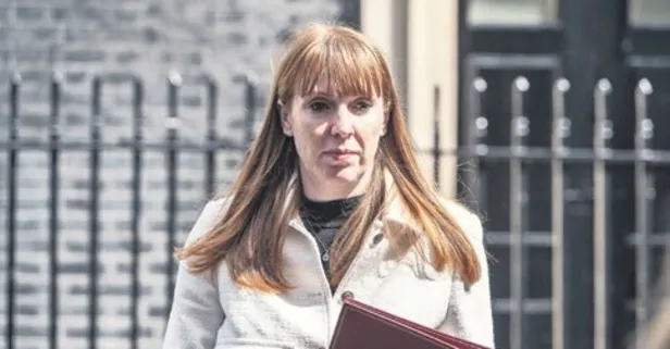 İngiltere'den katil İsrail'in Gazze katliamlarına tepki