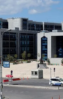 Kartal Adliyesi'nde FETÖ araması!