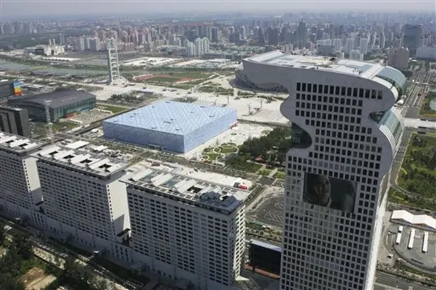 Çinli kaçak milyarderin gökdeleni Alibaba'dan satıldı-2