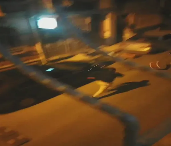 sislide-davulu-bicaklayan-turist-davulcuyu-da-kovaladi-iste-o-anlar-1619599039264.jpg Şişli'de davulu bıçaklayan turist davulcuyu da kovaladı! İşte o anlar-6