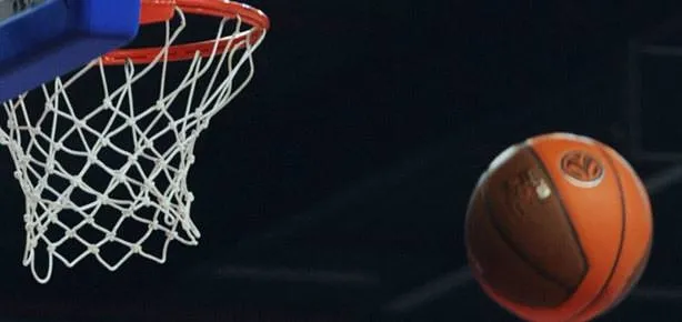 Dişi Kartal sonunu getiremedi: 62-63