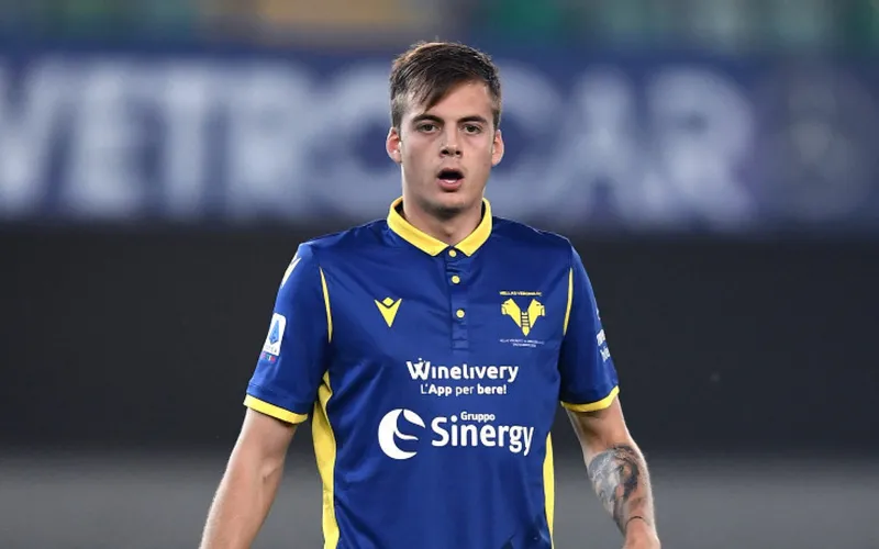 galatasaray-transferde-sezonu-aciyor-yildiz-futbolcu-aciklanarak-sov-baslayacak-1718082611386.jpg Galatasaray transferde sezonu açıyor! Yıldız futbolcu açıklanarak şov başlayacak...-17