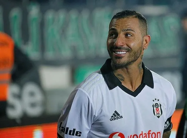 besiktasa-geri-mi-donuyor-quaresma-transfer-iddialarina-iliskin-konustu-1591731483227.jpeg Beşiktaş'a geri mi dönüyor? Quaresma transfer iddialarına ilişkin konuştu!-2